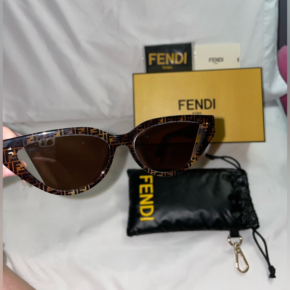 Fendi Cat eye sunglasses